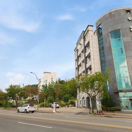 Sokcho White Lighthouse Pension エクステリア 写真